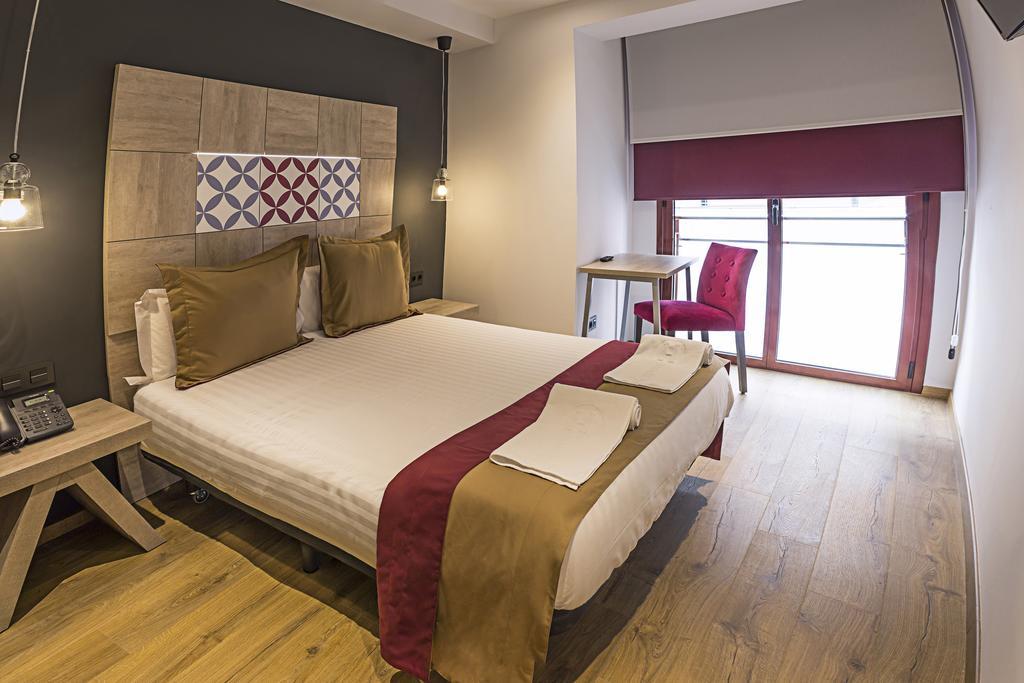 Hotel Boutique Hostemplo Sagrada Familia Barcelona Habitación foto